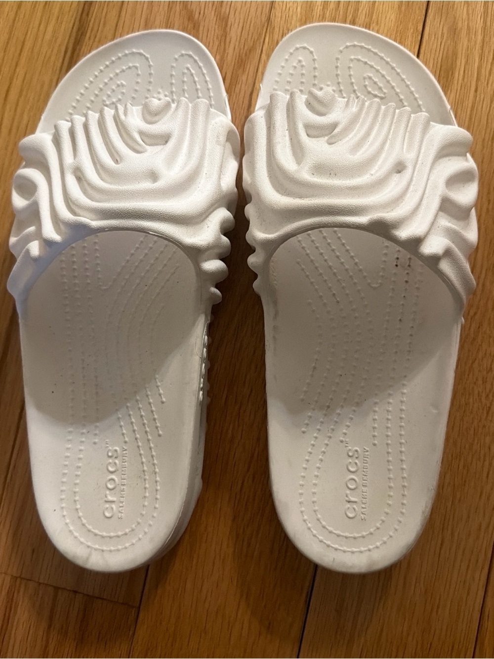 CROCS White Sculpted Ruffle Slide Sandals